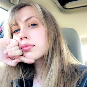 Meet your Posher, Vanessa